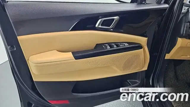 Kia Carnival 2021 — Photo 12/30