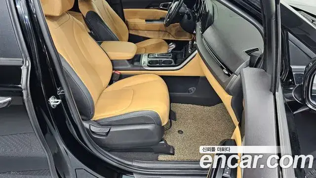 Kia Carnival 2021 — Photo 30/30