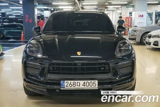 Porsche Macan 2022 — Şəkil 2/20