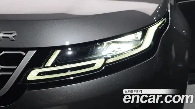 Land Rover Range Rover Evoque 2020 — Şəkil 18/30