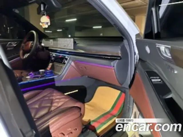 Genesis GV80 2023 — Photo 9/17