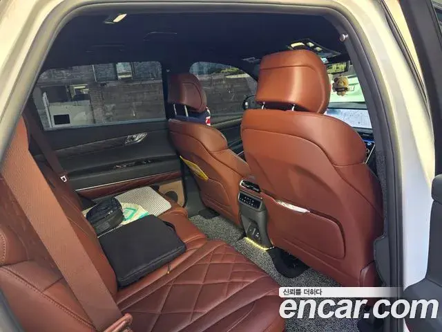 Genesis GV80 2023 — Photo 6/17