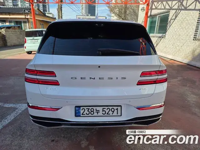 Genesis GV80 2023 — Photo 17/17