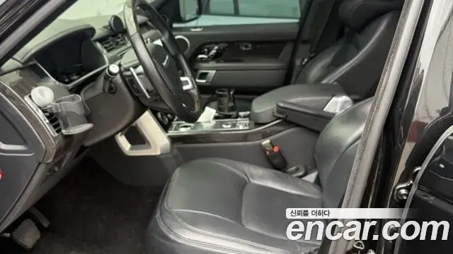 Land Rover Range Rover 2018 — Photo 2/15