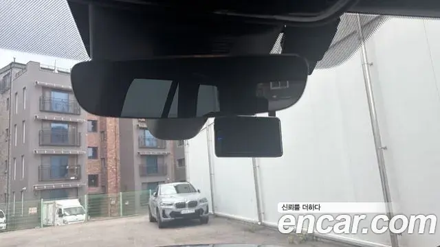 Land Rover Range Rover 2018 — Photo 15/15
