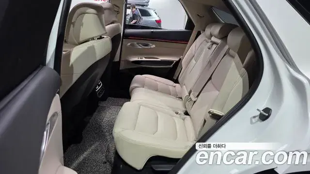 Genesis GV70 2024 — Şəkil 25/32