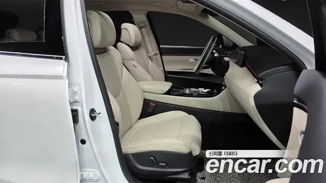 Genesis GV70 2024 — Şəkil 30/32