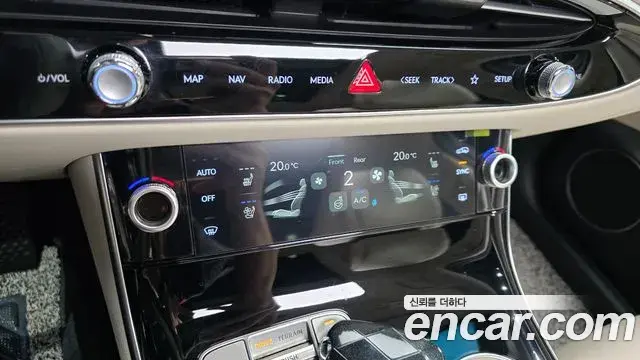 Genesis GV70 2024 — Şəkil 15/32