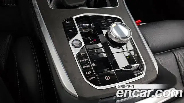 BMW X5 2024 — ფოტო 28/34