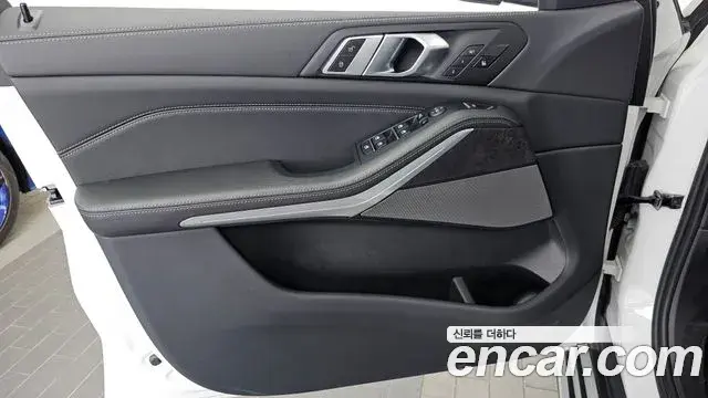 BMW X5 2024 — ფოტო 29/34