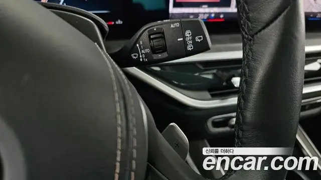 BMW X5 2024 — ფოტო 25/34