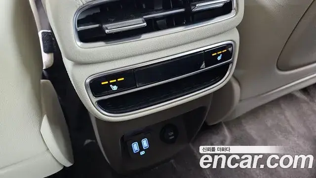 Genesis GV80 2022 — ფოტო 7/20