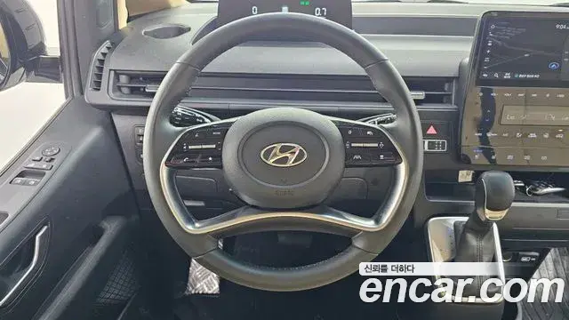 Hyundai Staria 2023 — Şəkil 23/31