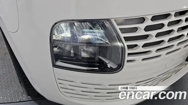 Hyundai Staria 2023 — Şəkil 26/31