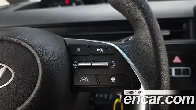 Hyundai Staria 2025 — Photo 7/20