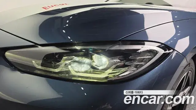 BMW 4 Series 2021 — ფოტო 17/30