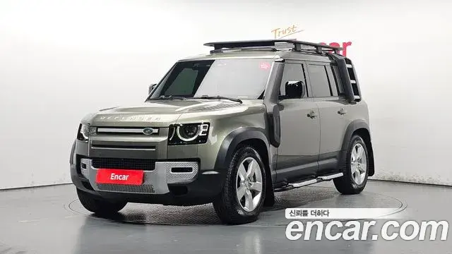 Land Rover Defender 2021 — Photo 6/34