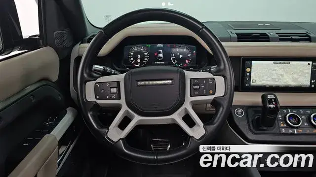 Land Rover Defender 2021 — Photo 15/34