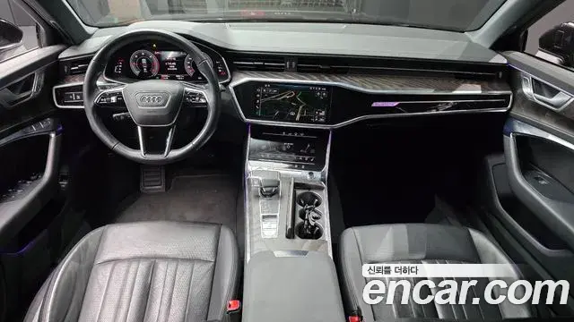 Audi A6 2020 — ფოტო 27/30
