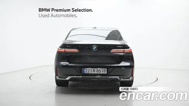 BMW 7 Series 2024 — ფოტო 12/20