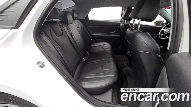 Hyundai Avante 2022 — Фото 10/20