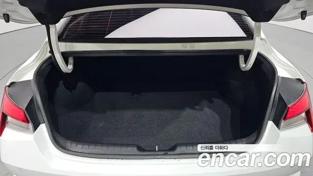 Hyundai Avante 2022 — Фото 19/20