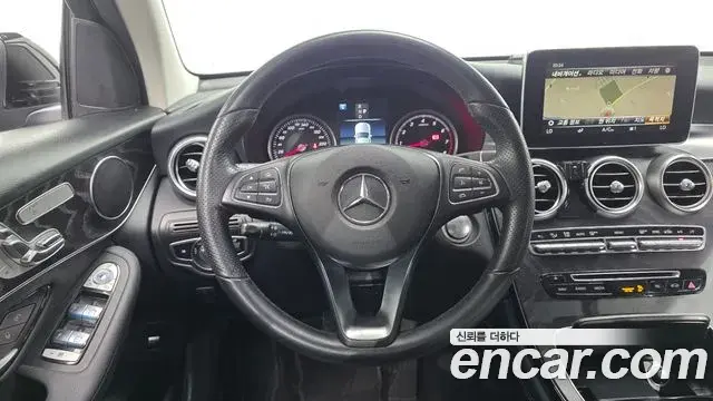 Mercedes-Benz GLC-Class 2019 — Фото 14/20