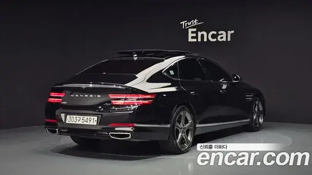 Genesis Electrified G80 2020 — Photo 2/20