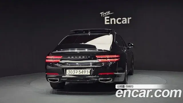 Genesis Electrified G80 2020 — Photo 4/20