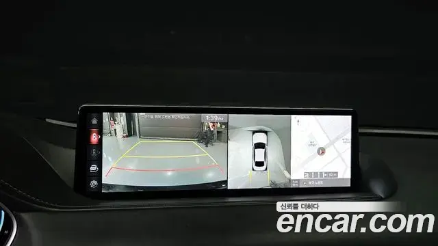 Genesis Electrified G80 2020 — Photo 13/20