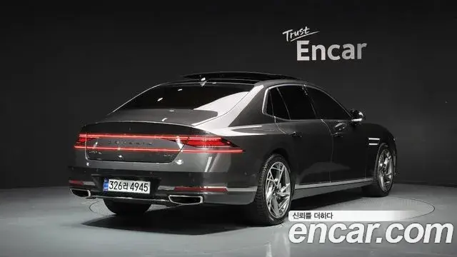 Genesis G90 2023 — Photo 23/33
