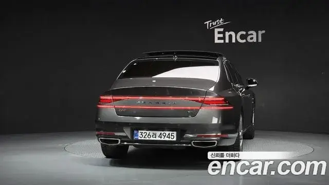 Genesis G90 2023 — Photo 21/33