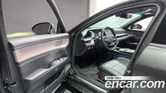 Genesis G90 2023 — Photo 30/33