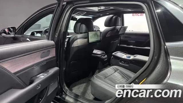 Genesis G90 2023 — Photo 3/33