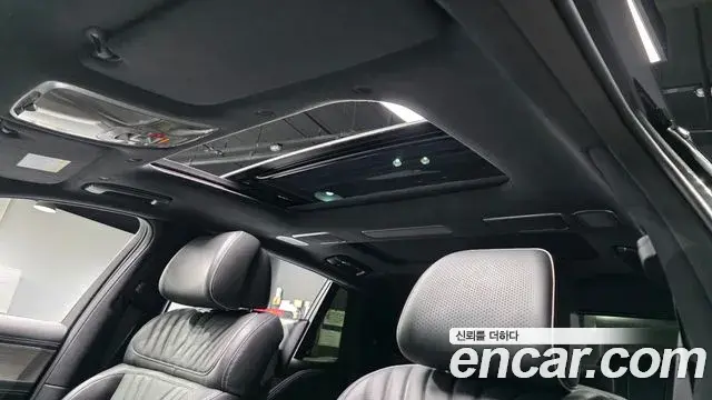 Genesis G90 2023 — Photo 9/33