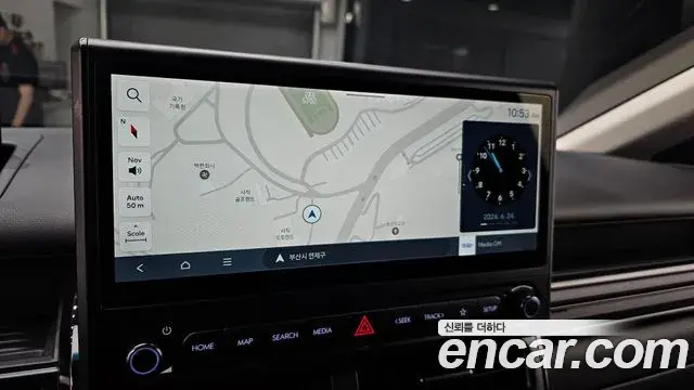 Hyundai Staria 2026 — Photo 21/30