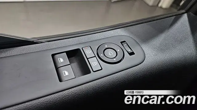 Hyundai Staria 2026 — Photo 13/30