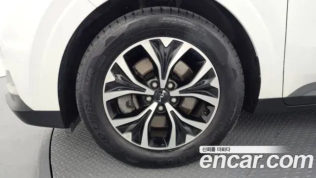 Kia Carnival 2022 — Photo 5/20