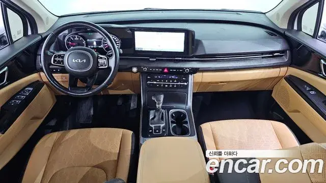 Kia Carnival 2022 — Photo 7/20