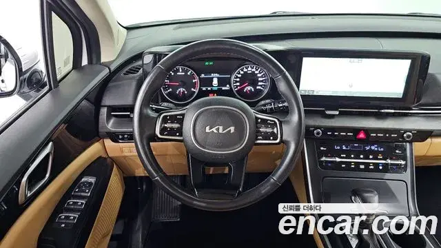 Kia Carnival 2022 — Photo 13/20