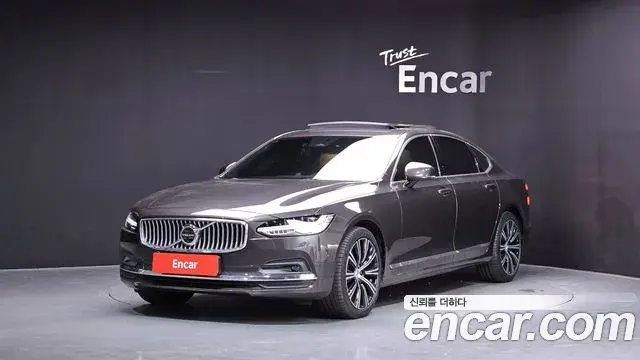 Volvo S90 2024 — Photo 8/35
