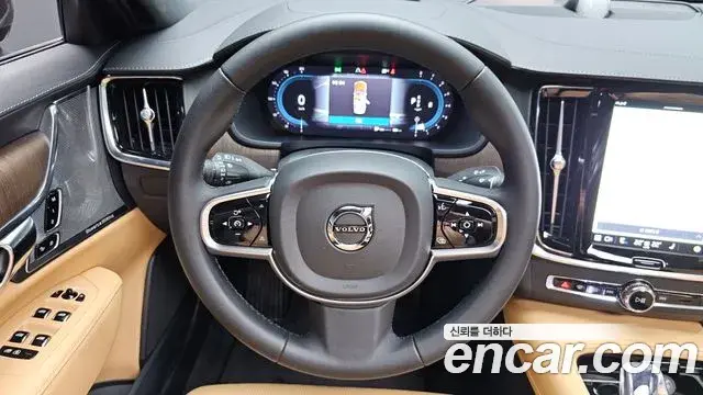 Volvo S90 2024 — Photo 6/35