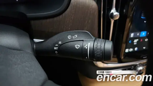 Volvo S90 2024 — Photo 23/35