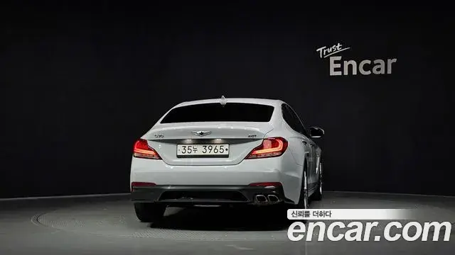 Genesis G70 2019 — ფოტო 27/34