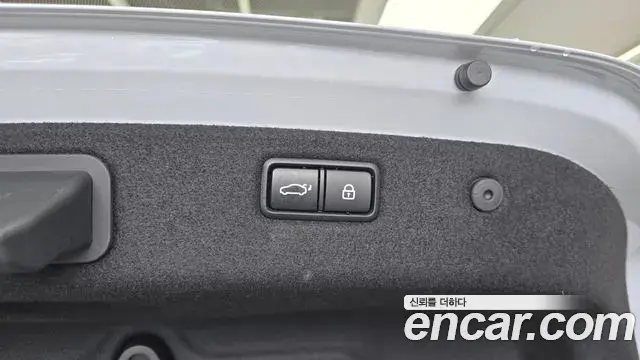 Genesis G70 2019 — ფოტო 12/34