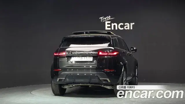 Land Rover Range Rover Evoque 2024 — Фото 4/20