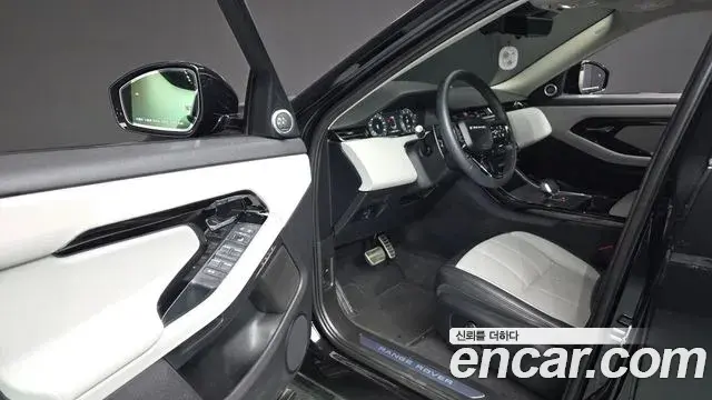 Land Rover Range Rover Evoque 2024 — Фото 10/20