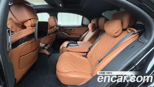 Mercedes-Benz S-Class 2021 — Şəkil 31/32