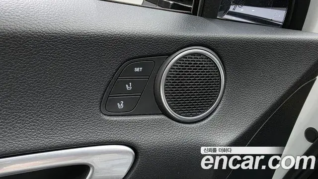Hyundai Sonata Hybrid 2019 — Şəkil 12/33