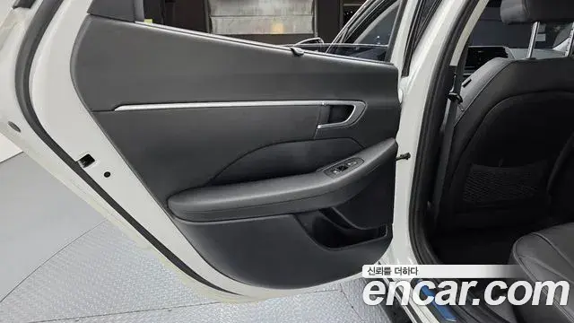Hyundai Sonata Hybrid 2019 — Şəkil 33/33